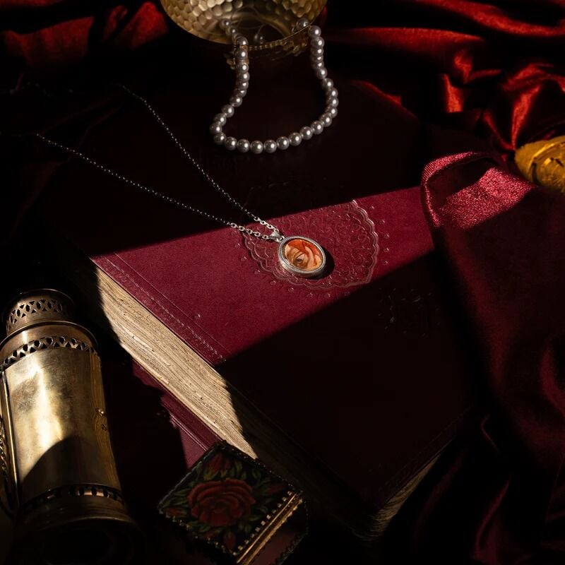 Paaranoia Eyes Necklace