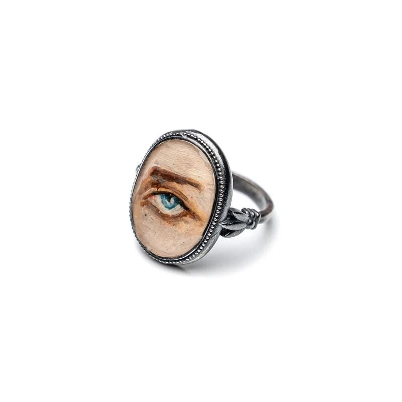 Dark Gaze Ring