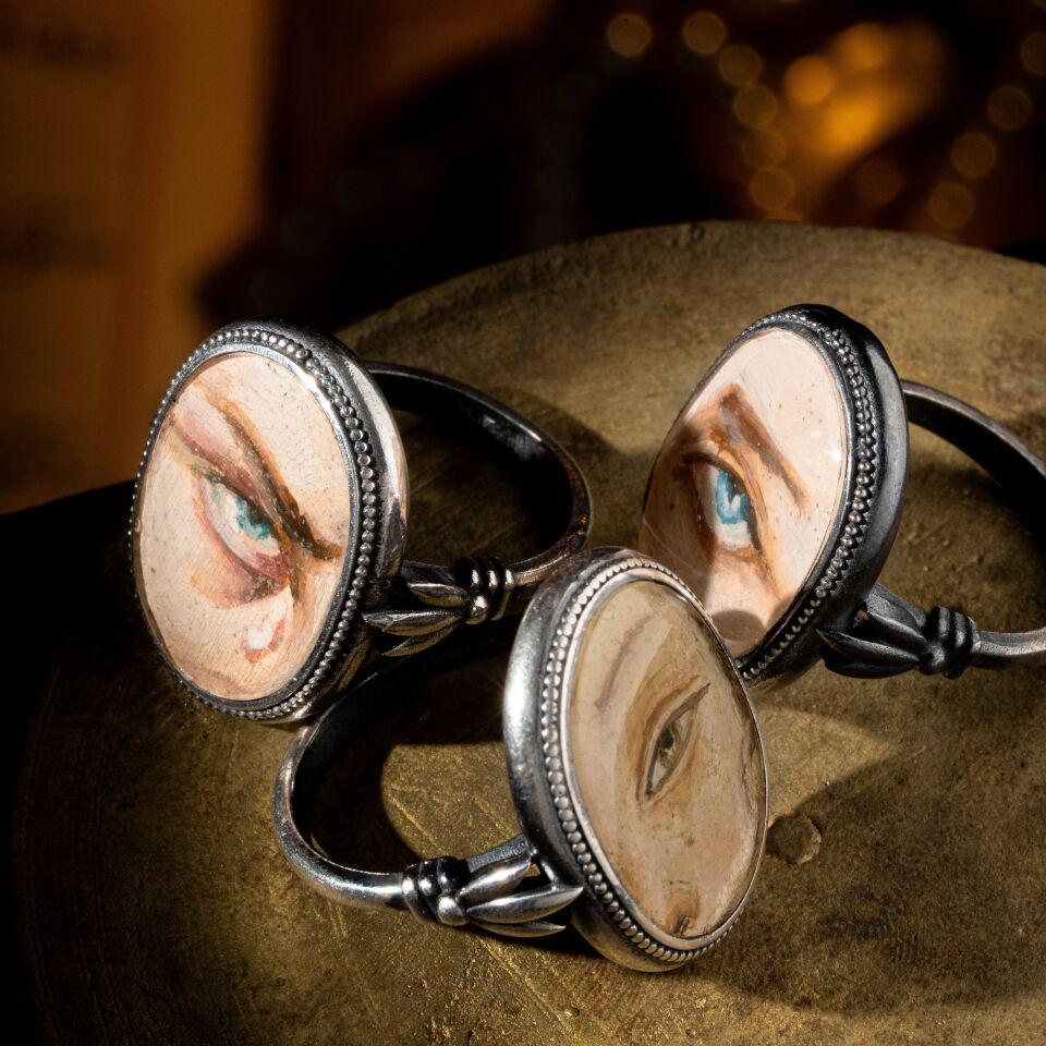 Fallen Angel Eyes Ring