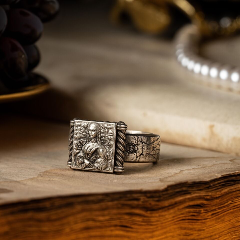Leonardo Da Vinci Ring