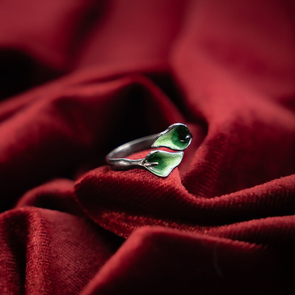 Lily Ring